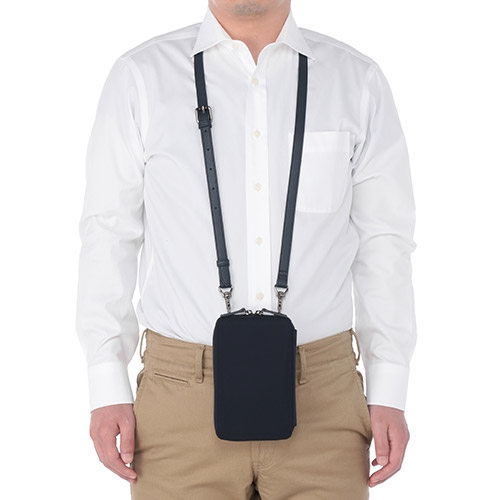 ＜Begin×SONNE×ANA＞トラベルウォレット