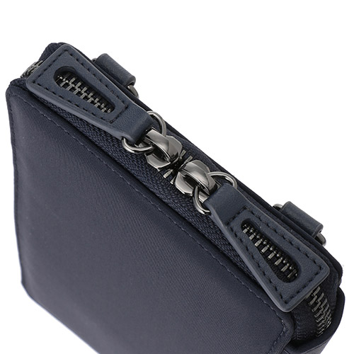 ＜Begin×SONNE×ANA＞トラベルウォレット