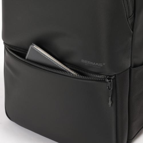 ＜BERMAS＞CITYSCAPE　デイパックM　No.60690