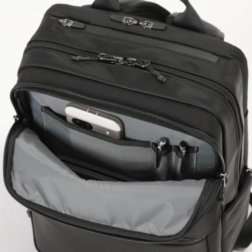 ＜BERMAS＞CITYSCAPE　デイパックM　No.60690