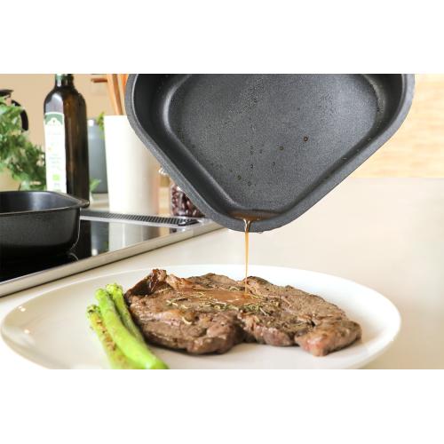 ＜LIV PLUS＞四角すぎる！フライパン IH18cm