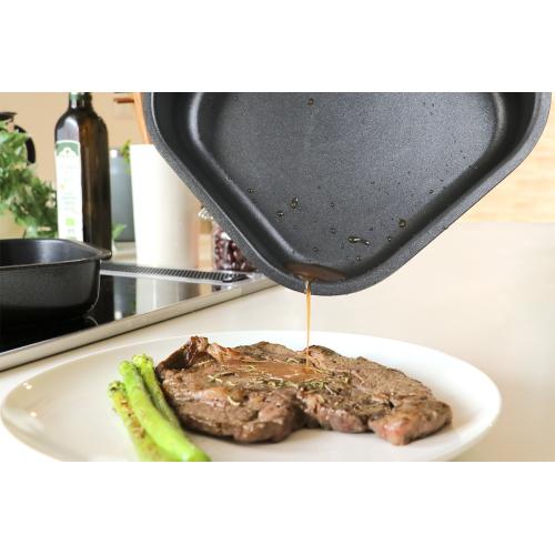 ＜LIV PLUS＞四角すぎる！フライパン IH20cm