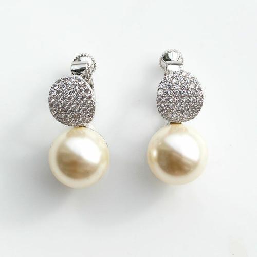 ＜アビステ＞パールデザインイヤリング