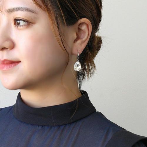 ＜アビステ＞クリスタルガラスドロップモチーフピアス