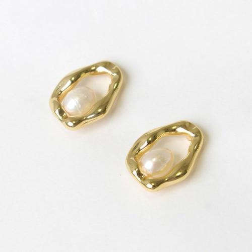 ＜アビステ＞淡水パールメタルフレームデザインピアス