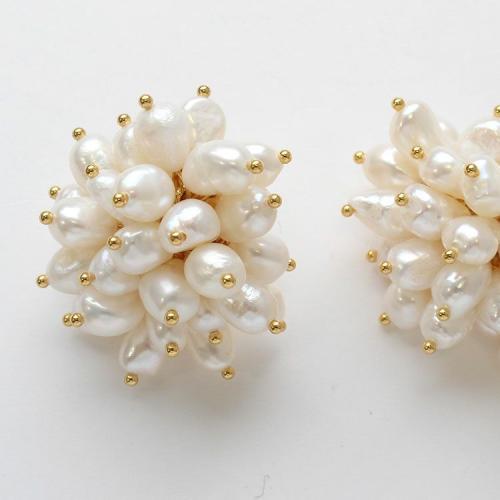 ＜アビステ＞淡水パールボリュームイヤリング