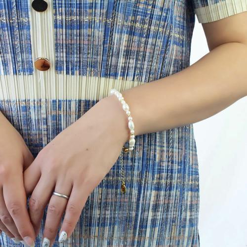 ＜アビステ＞淡水パールデザインブレスレット