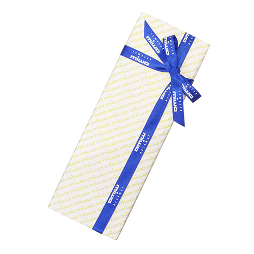 ＜ミワ＞ダイヤモンドバーネックレス