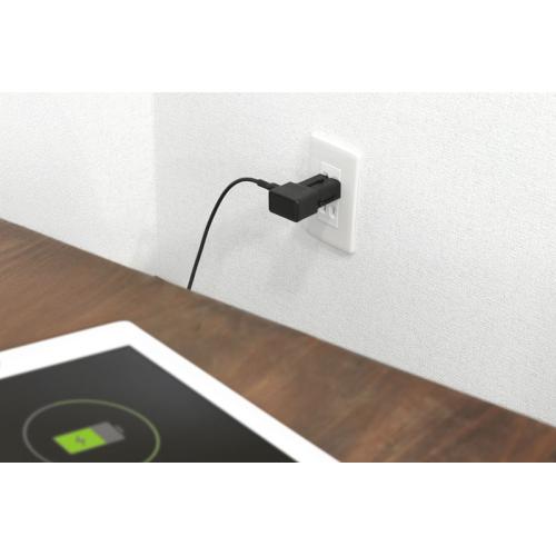 ＜dretec＞トラベルアダプター AD-102