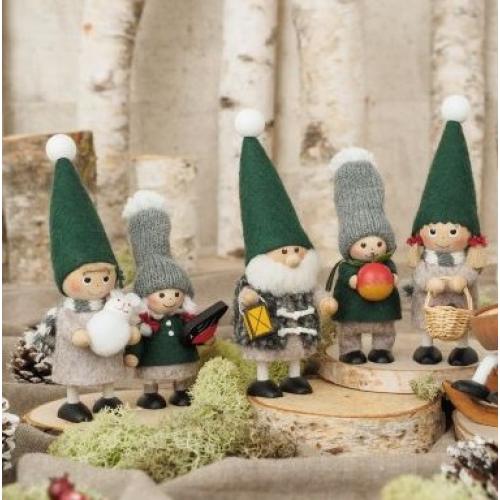 ＜Nordika Nisse＞ノルディカニッセ ウサギを抱えた男の子 Nordic Forest