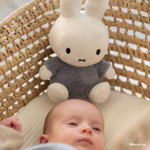 ＜miffy＞ミッフィー ぬいぐるみ