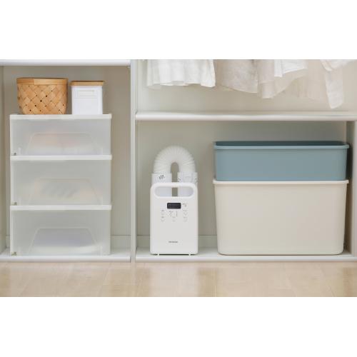 ＜アイリスオーヤマ＞ふとん乾燥機 カラリエ シングルノズル FK-C5-W