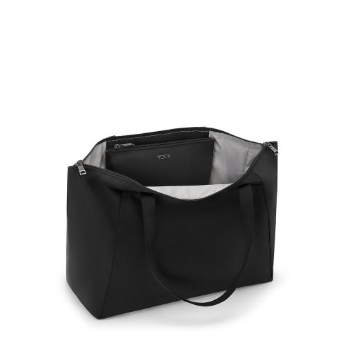 ＜TUMI＞VOYAGEUR ジャスト・イン・ケース・ミディアム・トート / ブラック/ガンメタル