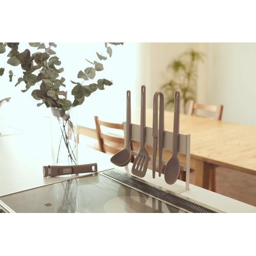 ＜LIV PLUS＞ソノマ レードル グレージュ