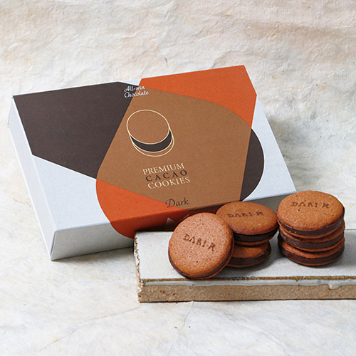 ＜dari K＞カカオサンドクッキー「ダーク」「抹茶」各６枚入