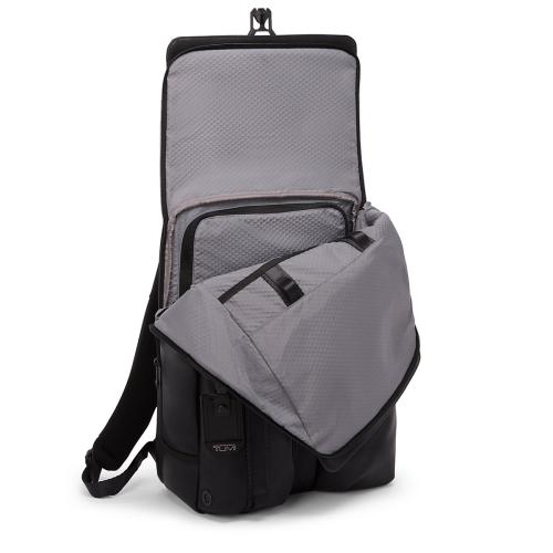 ＜TUMI＞ALPHA BRAVO 「サーヴェイランス」バックパック / ブラック