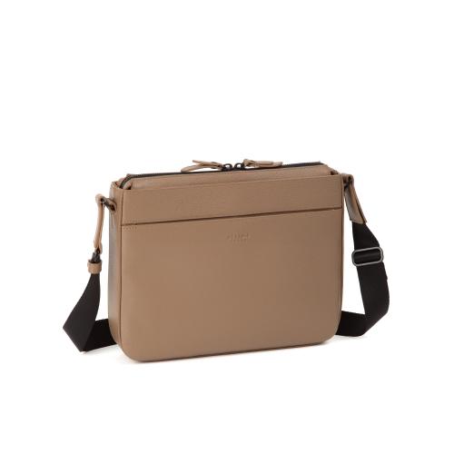 ＜ultima TOKYO＞リーセント　牛革ショルダーバッグ横型　17972