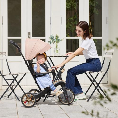 ＜GLOBBER＞エクスプローラー トライク 4in1 ベビーカー