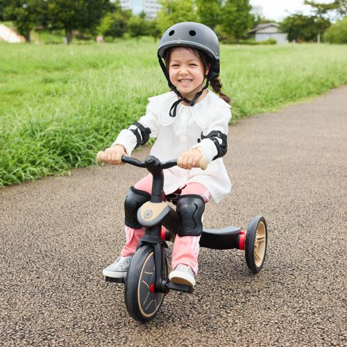 ＜GLOBBER＞エクスプローラー トライク 4in1 ベビーカー