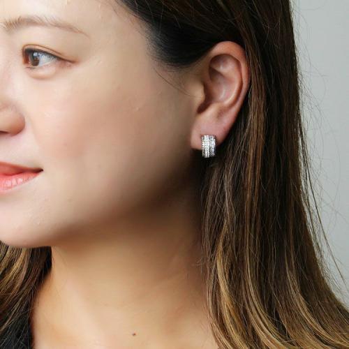 ＜アビステ＞スモールハーフフープイヤリング