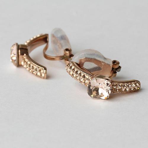 ＜アビステ＞ハーフフープイヤリング