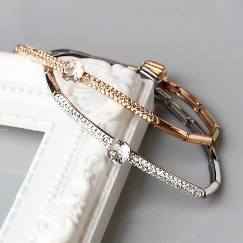 ＜アビステ＞ビジューブレスレット