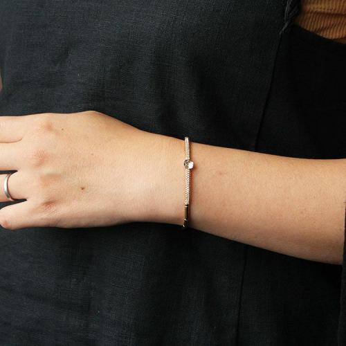 ＜アビステ＞ビジューブレスレット