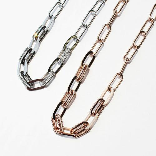 ＜アビステ＞チェーンデザインネックレス