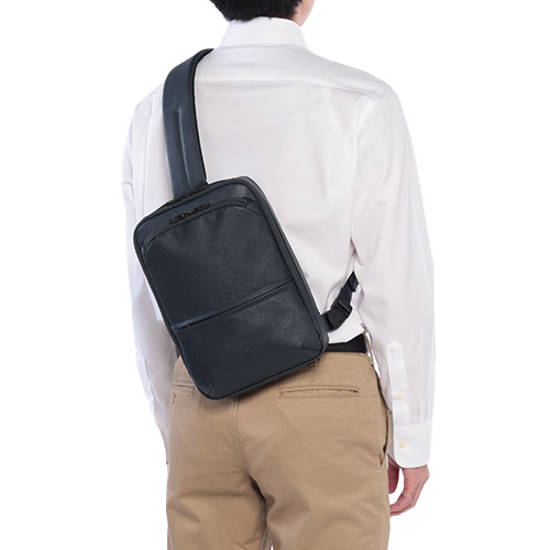 ＜ANA FINDS＞ARTPHERE イージーボディバッグ