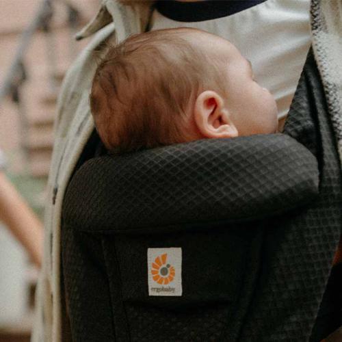 ＜Ergobaby＞OMNIDeluxeMesh