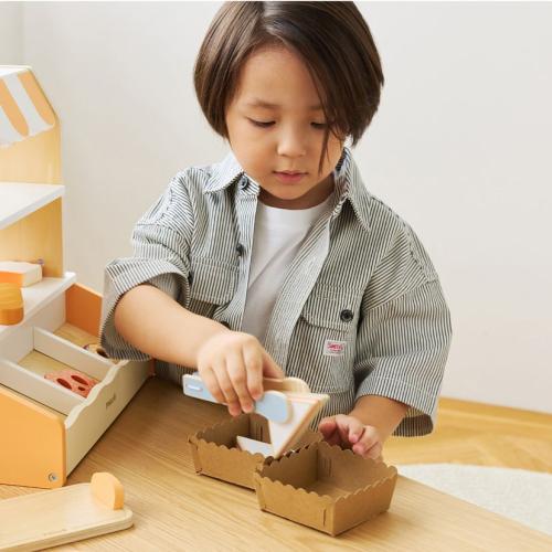 ＜PolarB＞焼きたてパンやさん