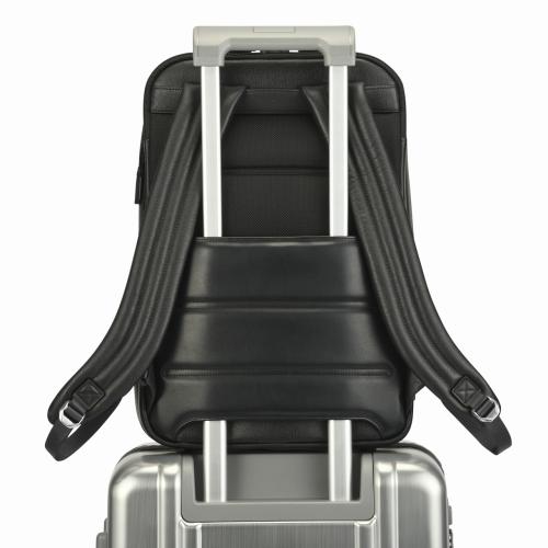 ＜ZERO HALLIBURTON＞ZEST2 LTD Leather Backpack 81641