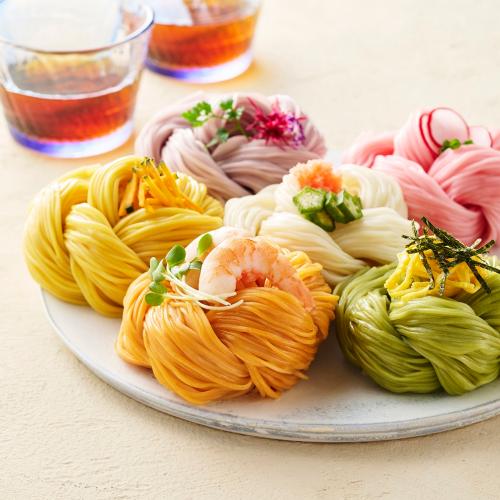 ＜KAKISATO＞花のように可愛いカラフルな手延べ素麺「絲８袋入　つゆ付」