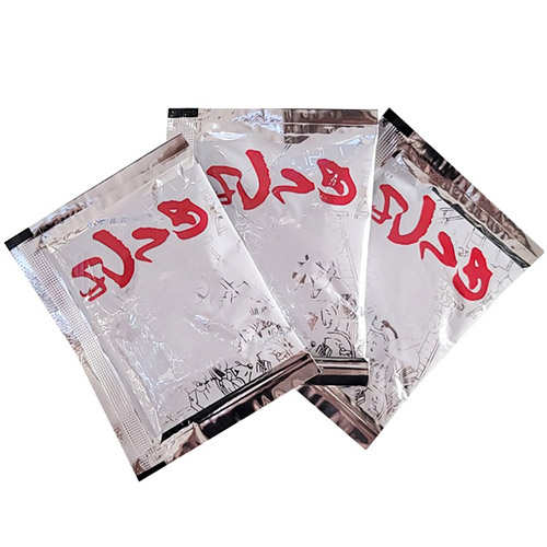 ＜KAKISATO＞花のように可愛いカラフルな手延べ素麺「絲８袋入　つゆ付」