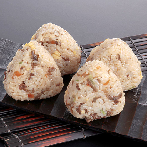 九州おにぎり倶楽部（みつせ鶏・鯛めし・すき焼きおにぎり）