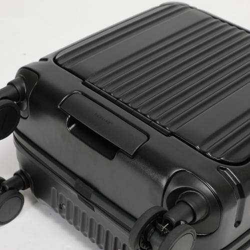 ＜BERMAS＞INTERCITYⅡPRO　ワンタッチフロントオープン32L　No.60565