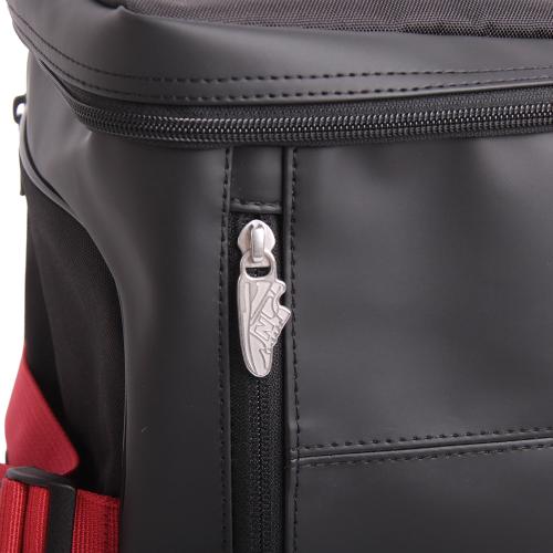 ＜newbalance＞2層式BOXリュック AC49470