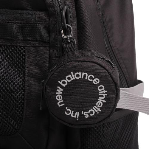 ＜newbalance＞ポーチ付きリュック AC13490
