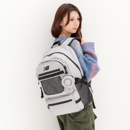 ＜newbalance＞ポーチ付きリュック AC5329H