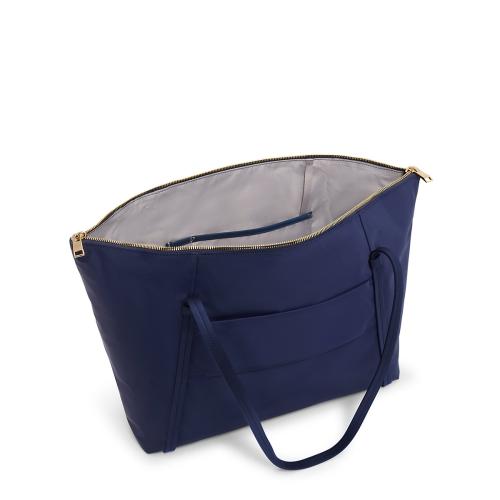 ＜TUMI＞VOYAGEUR 「キュー」TOTE  インディゴ/ライトゴールド
