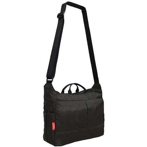 ＜MANHATTAN　PASSAGE＞スタイリッシュＡ４ショルダーバッグ“コミューター”　＃２５０６