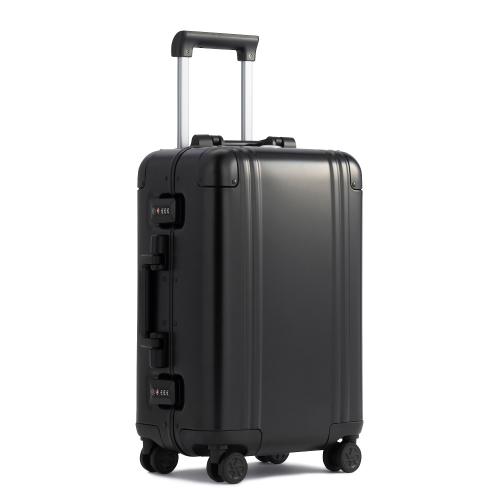＜ZERO HALLIBURTON＞Classic Aluminium 3.0　Carry-On Travel Case 33L 94402