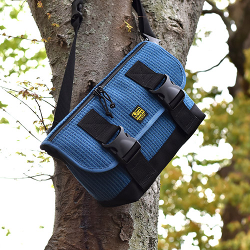 ＜VanNuys×ANA＞シートファブリック メッセンジャーバッグ KDX-13