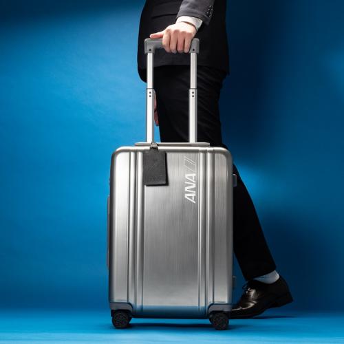 ＜ANAオリジナル＞三笘薫選手サイン入りタグ付き！ZERO HALLIBURTON for ANA Classic Lightwight 4.0/32L シルバー