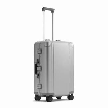 スーツケース 148L ZERO HALLIBURTON＞Classic Aluminum 3.0 Check-In Travel Case 59L