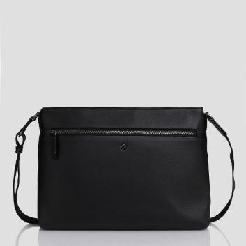 ダーマン様)レザーフラップショルダーバッグ ダーマン様)レザーフラップショルダーバッグ