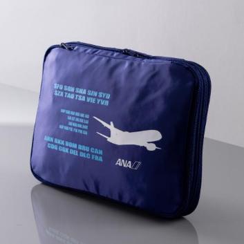 ANA　圧縮　ポーチ　M　Lサイズ　二つセット Amazon.co.jp: ANA 圧縮 ポーチ M Lサイズ 二つセット