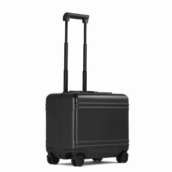 ZERO HALLIBURTON＞Carry-On Business Case 28L 94421／ブラック