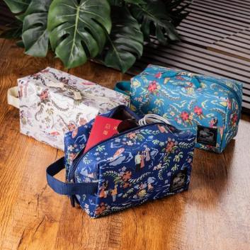 HAWAIIで購入　ポーチ ハワイアンキルト Hawaiian Quilt ハワイアン雑貨 ポーチM