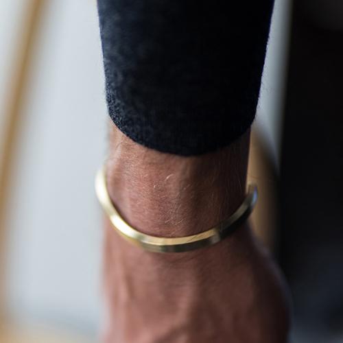 ＜スクルツナ＞Icon cuffブレスレット